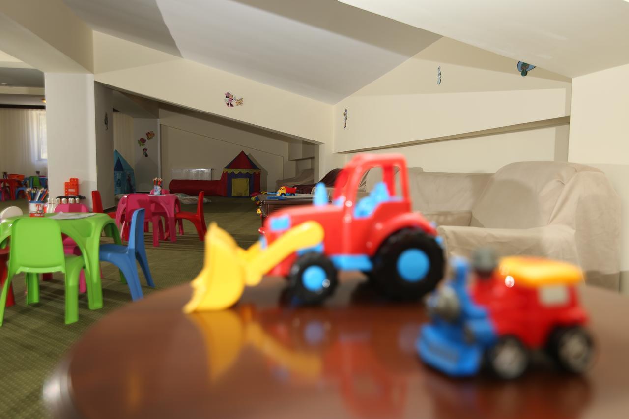 Hotel Carmen Predeal Zewnętrze zdjęcie